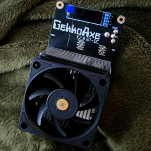 GekkoAxe GT 2xBM1370 Solo Miner